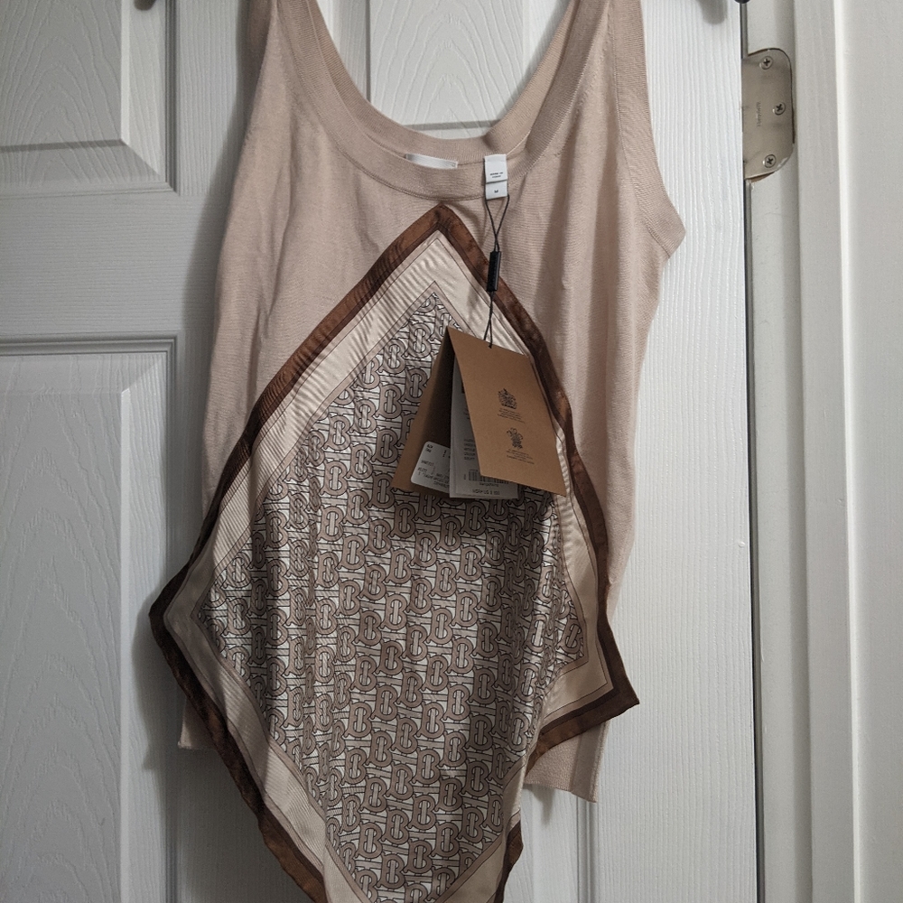 Burberry sleeveless top